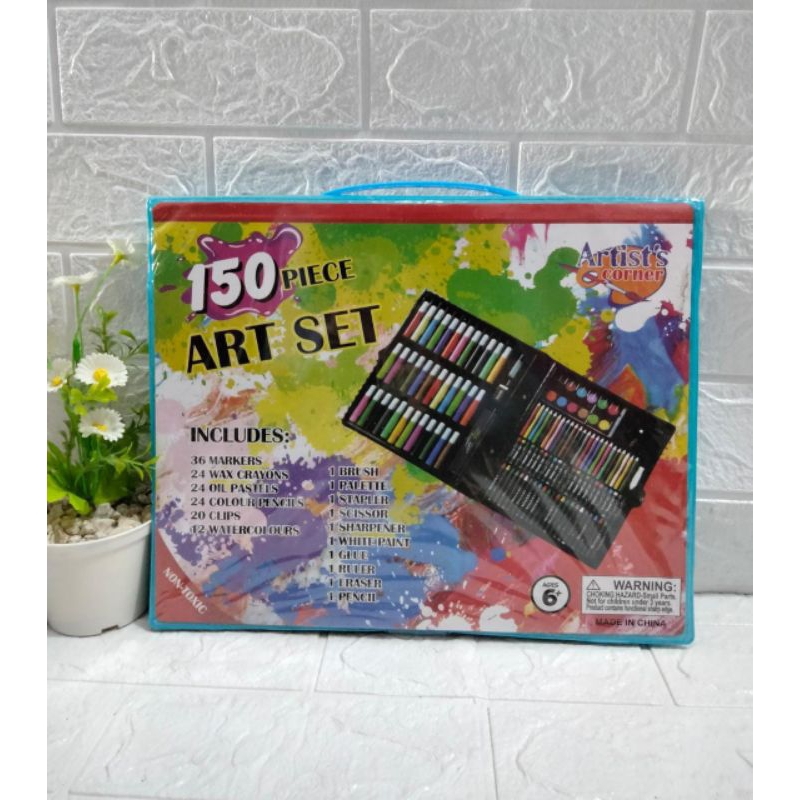 

Crayon / Art Set 150