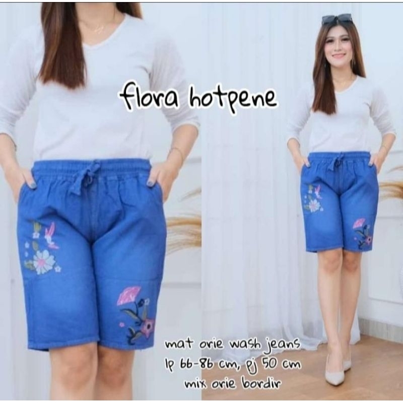 Celana Hotpants Jeans Wanita Standar Jumbo /Hotpants wanita/ Celana Hotpants jeans