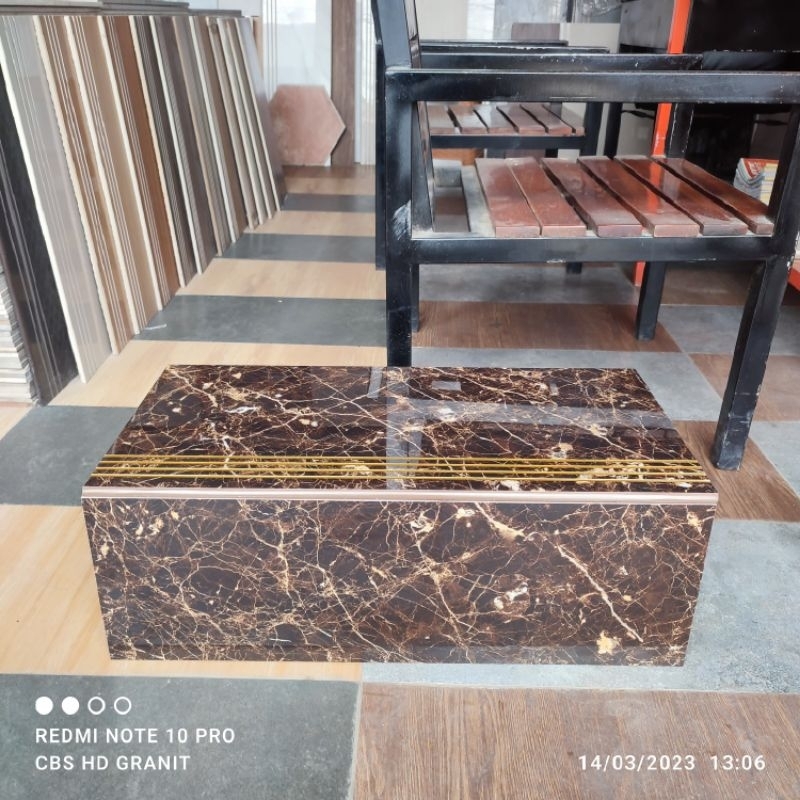 granit tangga uk 30x60 & 20x60 motip corak glosycat gold/sun power