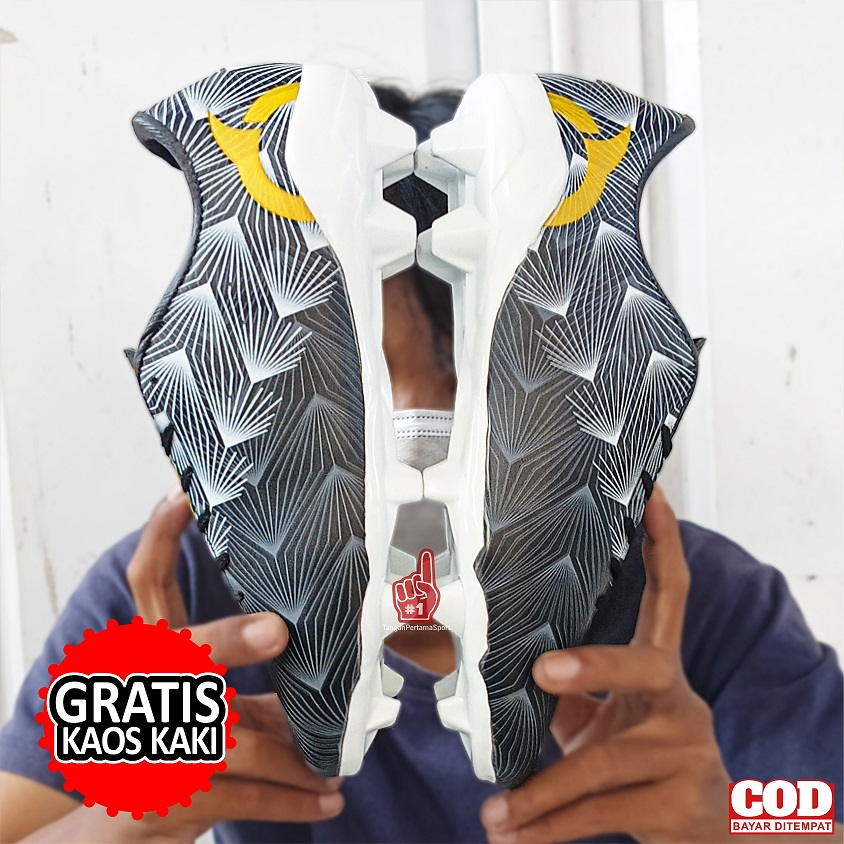 SEPATU BOLA ORTUS ANTI MAHAL, Sepatu Sepak Bola, Sepatu Minisoccer Ortuseight Neutron BBS Catalyst R