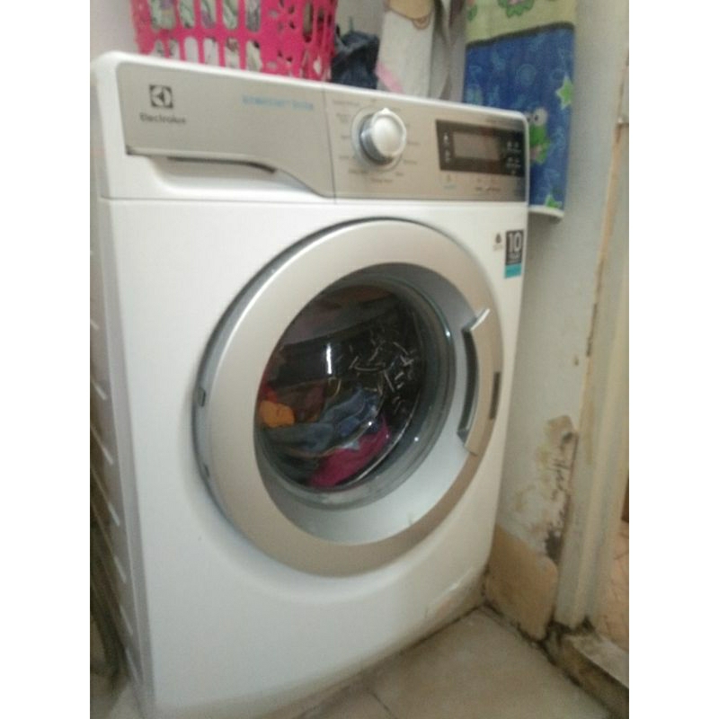ELEKTROLUX ewf 12933 kapasitas 9kg