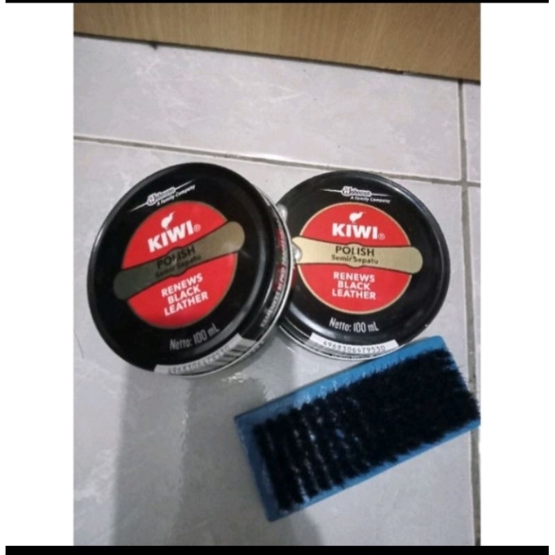 Kiwi semir sepatu