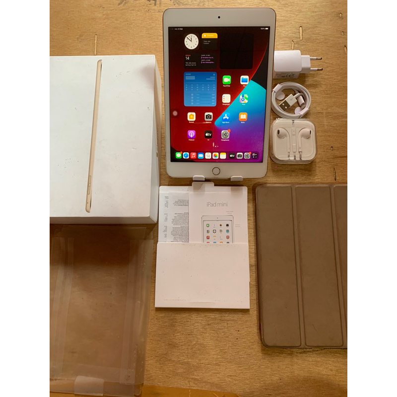 ipad mini 4 16gb fulset icloud aman, ada minus dikit