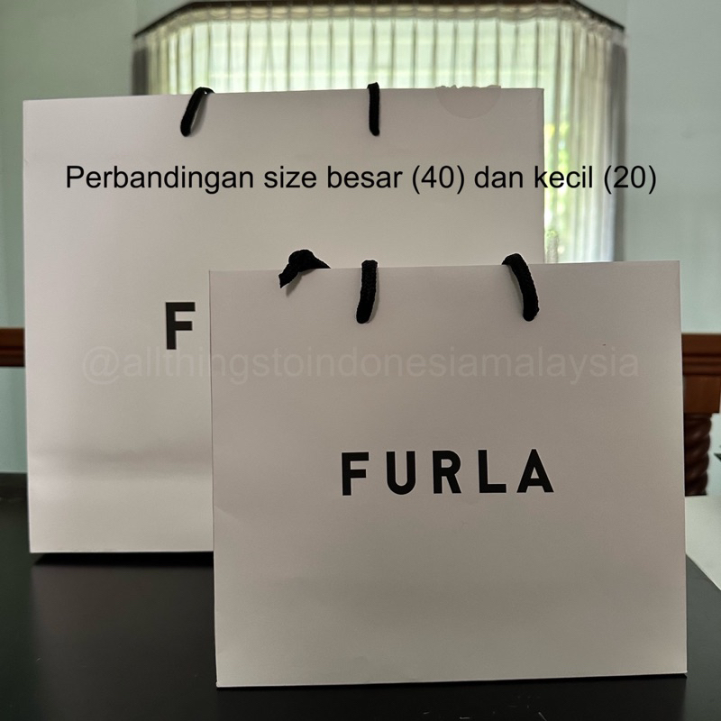 

Paper Bag Furla size 40 dan 25