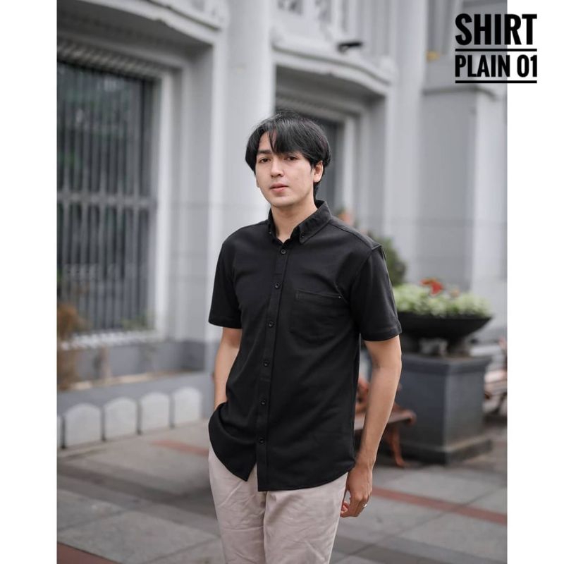 Kemeja polos pendek / kemeja kekinian / kemeja cowok