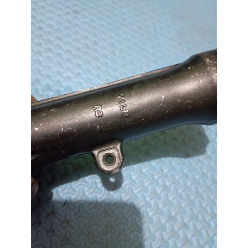 TABUNG SHOCK DEPAN BOTTOM KANAN XEON LAMA XEON RC XEON GT 125 KARBU/F1 ORI 44D