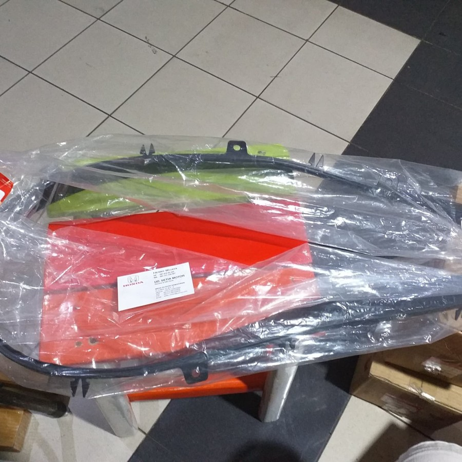 Karet bawah bumper depan Honda Jazz GE 2008-2013 Original