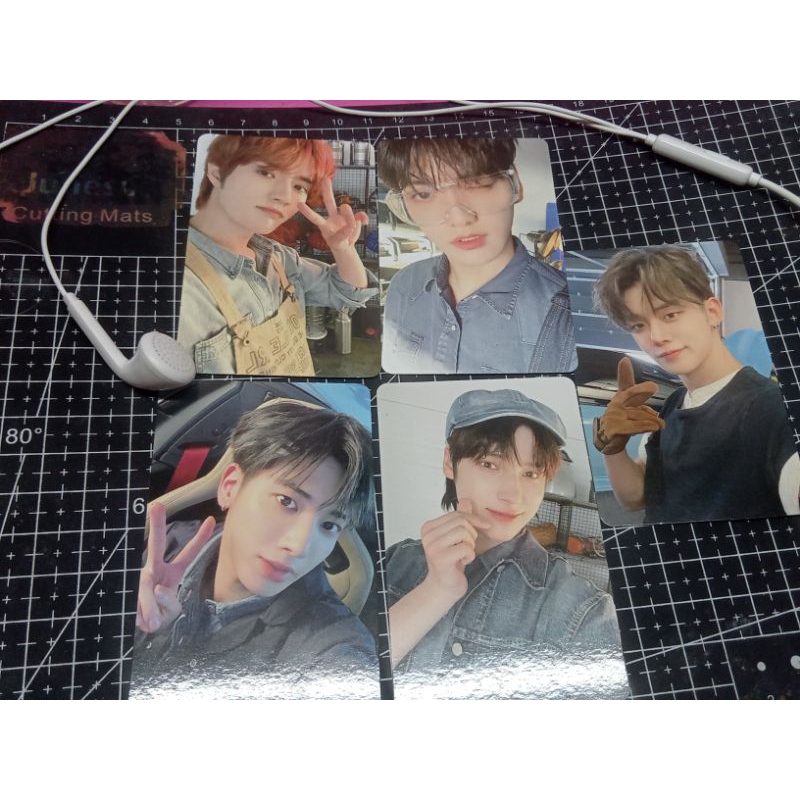 

TXT photocard Moakit v4