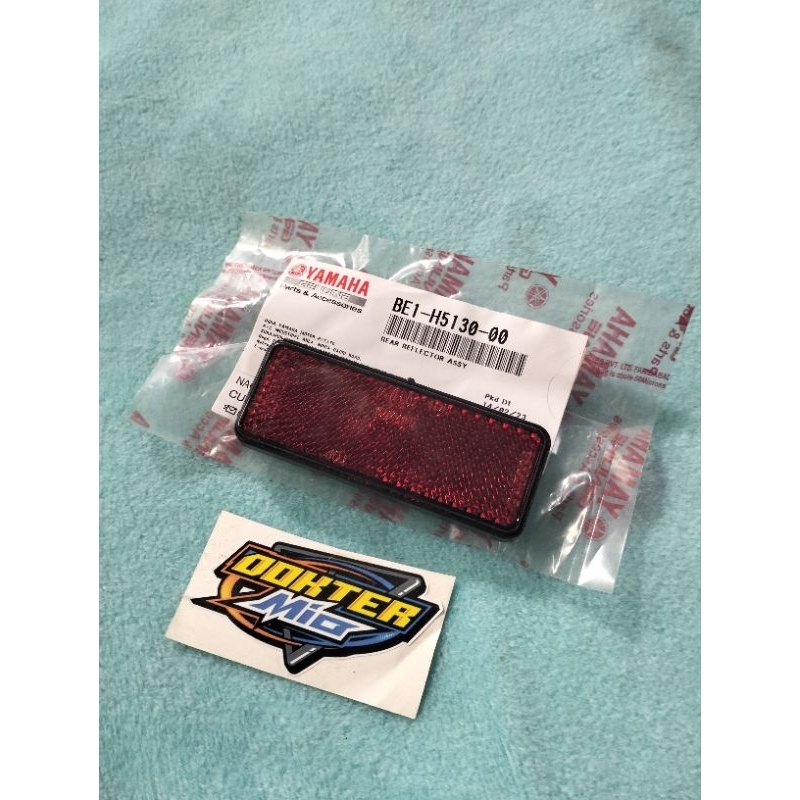 Mata Kucing Spakbor belakang Yamaha Fazzio original kode BE1-H5130-00