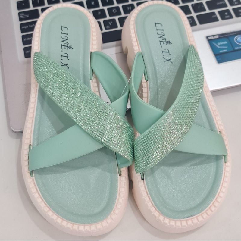 Sandal Wedges Wanita Selop Silang Glitter Import Terbaru