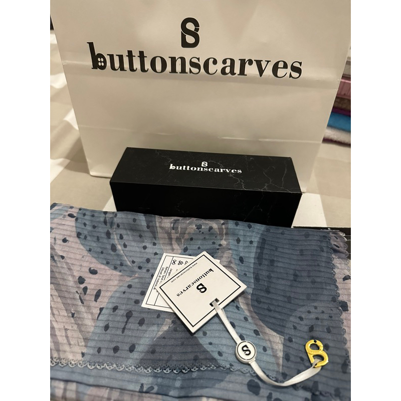 THE OPUNTIA VOAL BUTTONSCARVES