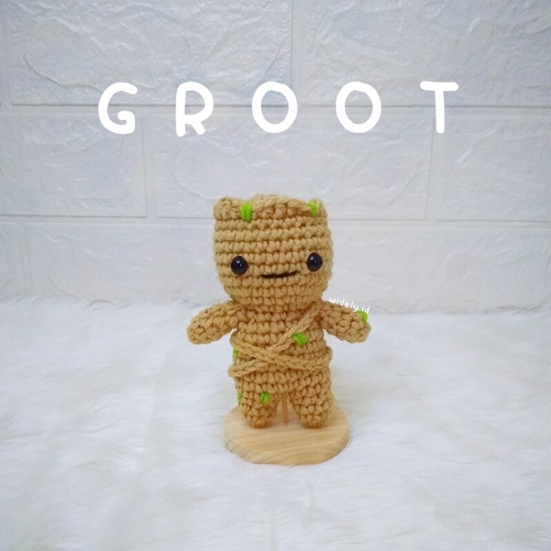AMIGURUMI / BONEKA RAJUT GROOT (gantungan kunci)