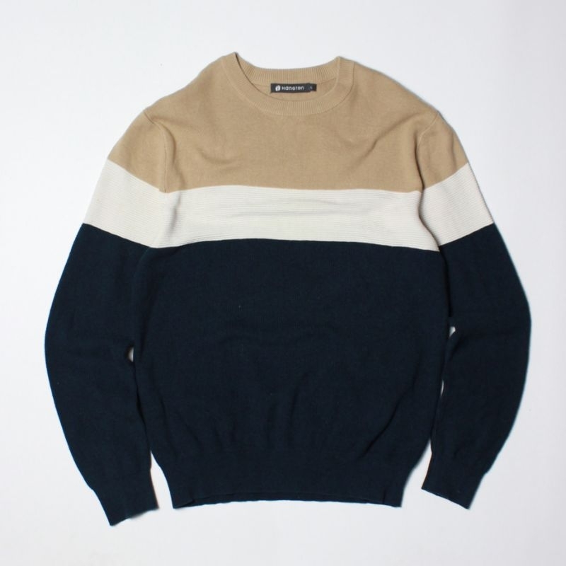 Knit Sweater by Hangten