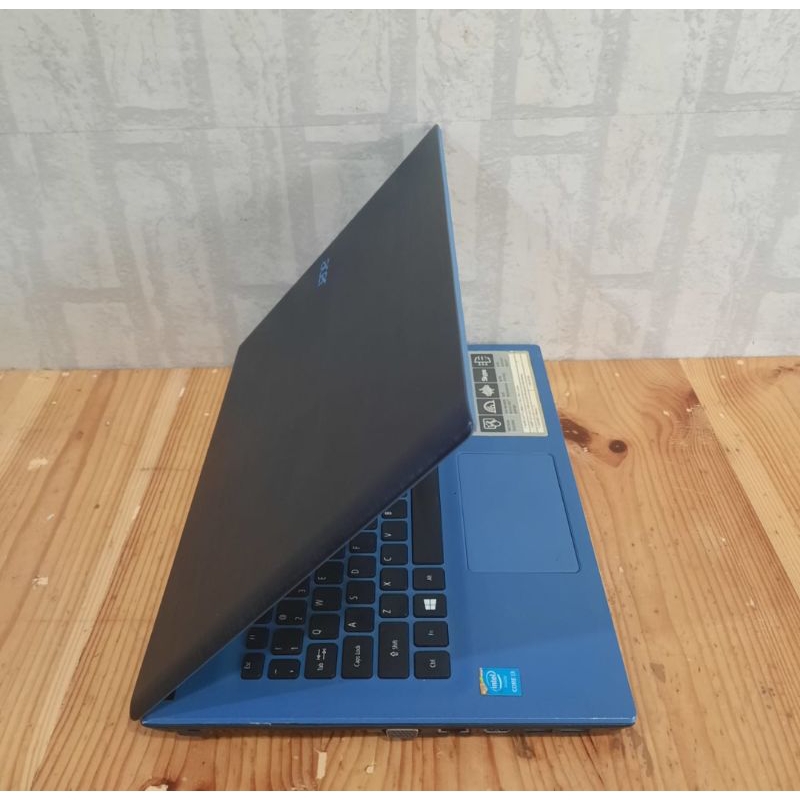 Laptop Acer Aspire E5-473 Cor i3-4005U Ram 4GB/HDD 500GB windows 10 layar 14 inch full aplikasi siap pakai