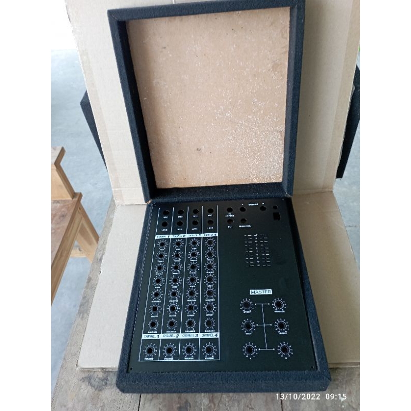 panel mixer 4 chanel+box karpet kualitas bagus