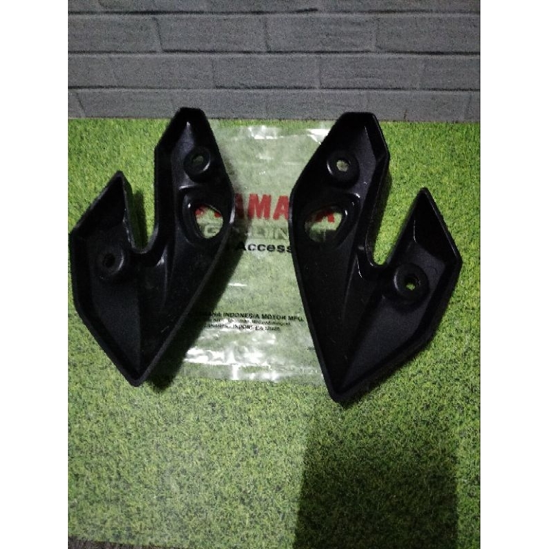 Kupingan Vixion Old 2006-2012 Hitam Glowing Sepasang Berkualitas