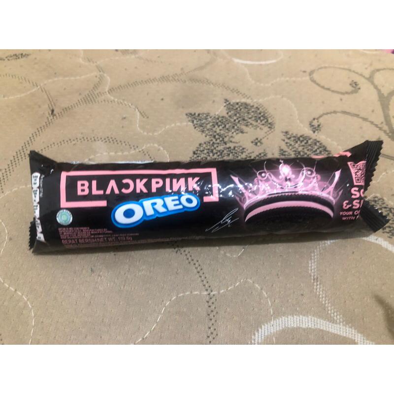 

oreo black pink black edition roll