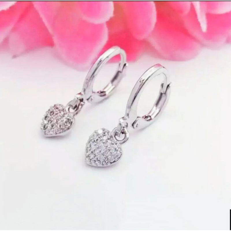 Anting wanita Korea Amoy perak Nagita Set perhiasan Anting titanium wanita Anti karat anti luntur pr