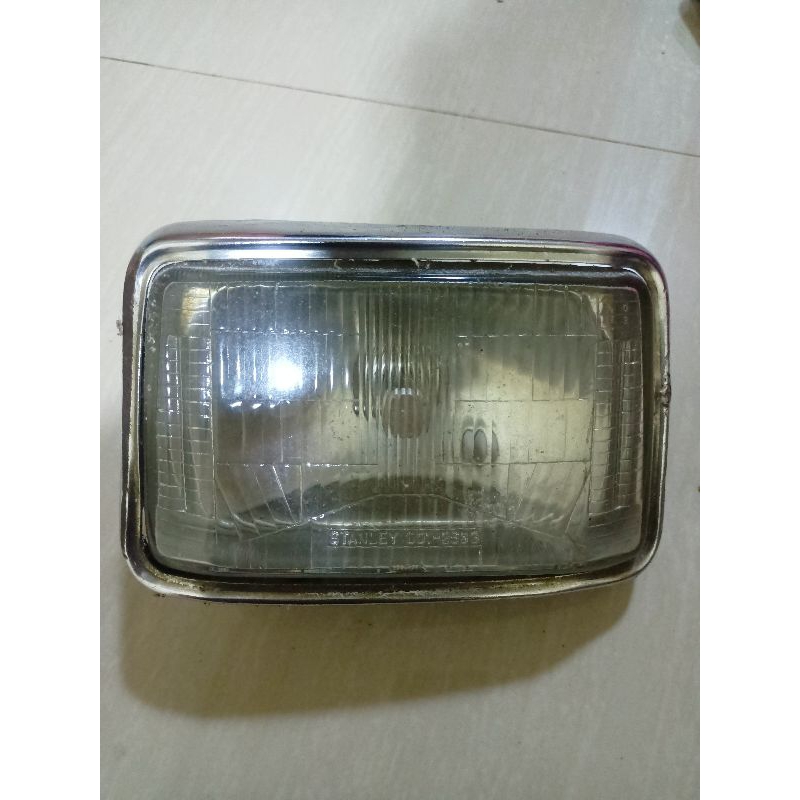 lampu depan gl100