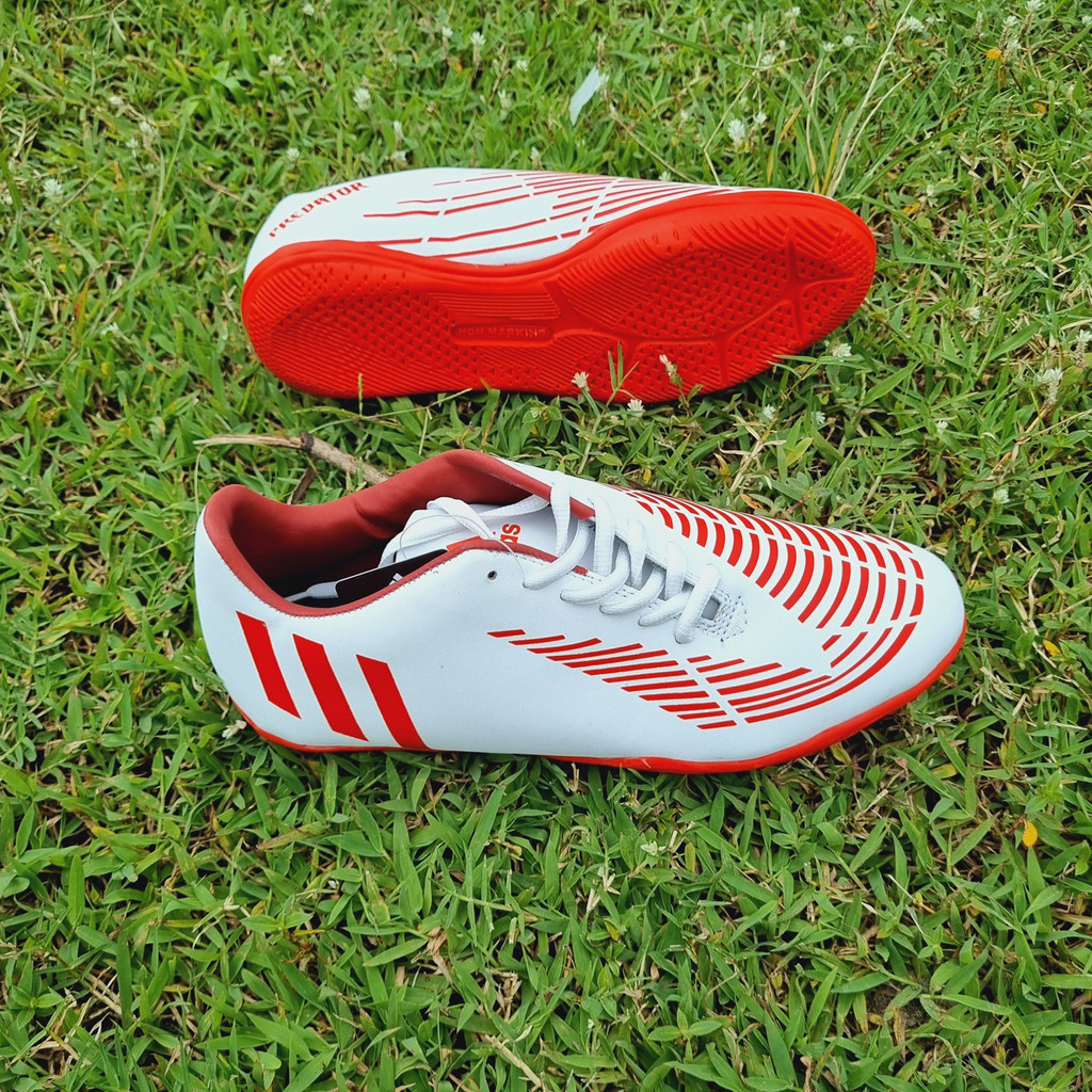 Sepatu Futsal Adidas Predator