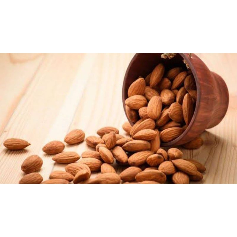 

kacang almond 500g
