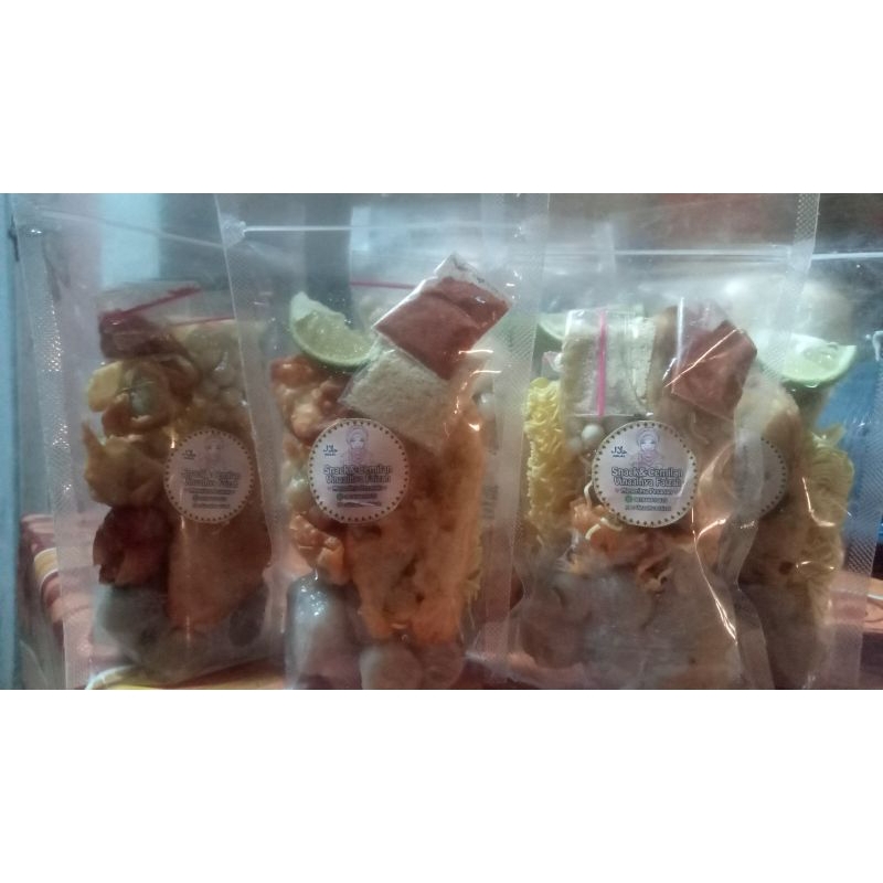 

Baso aci ayam suwir kuah pedas