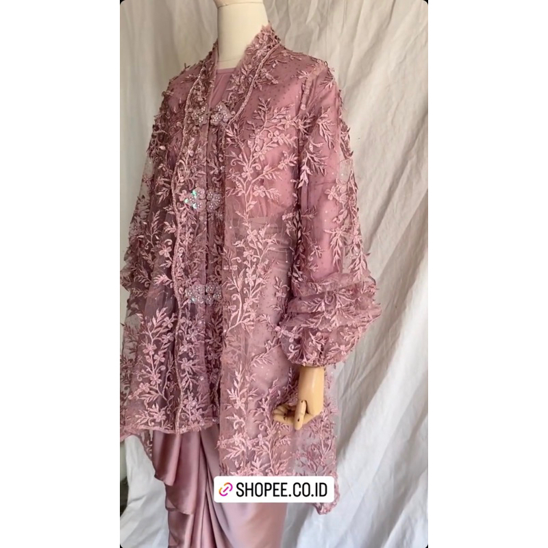 (SEWA KEBAYA) JALEELA RUNA - FULL SET (KEBAYA KONDANGAN / MODERN / LAMARAN / WISUDA)