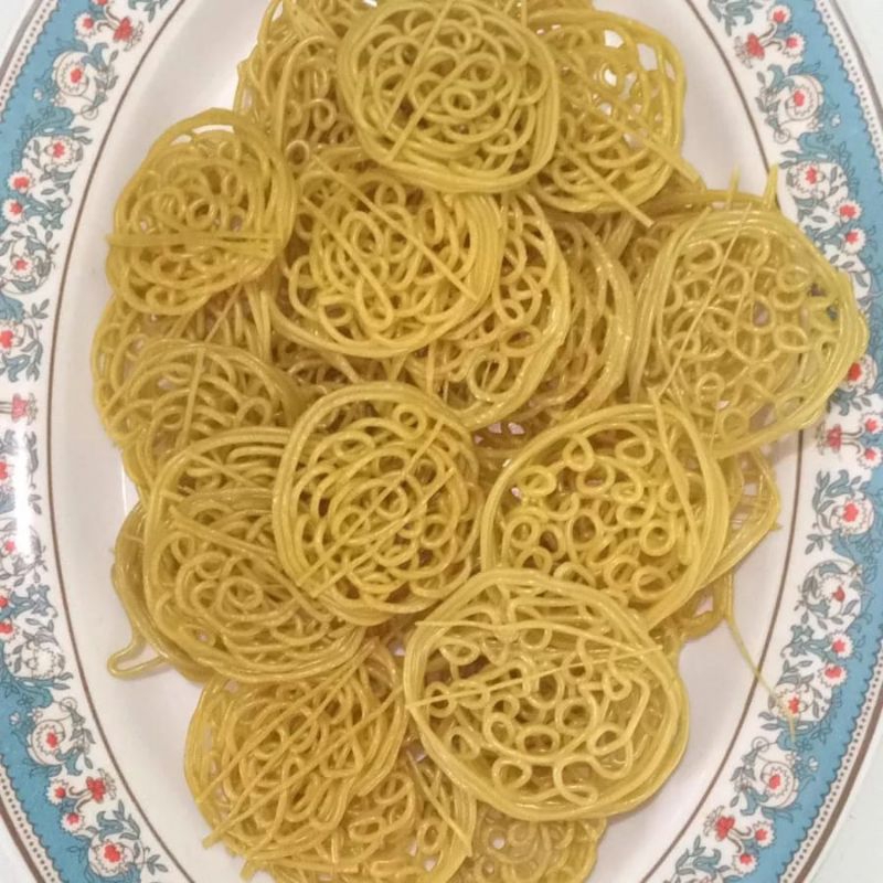1 kilo krupuk mie kuning mentah super