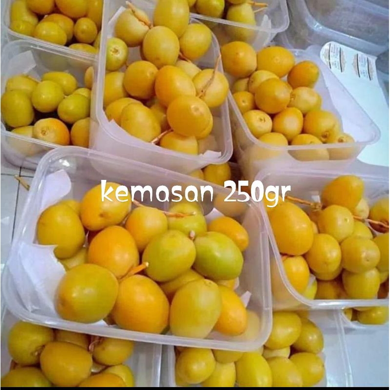 

Kurma Muda Kuning barhee Promil 1Kg Bonus zuriat + tespack kurma barhee Kuning promil termurah