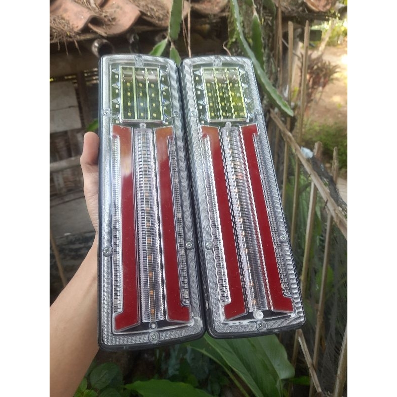 lampu belakang variasi 12 volt suzuki l300 dan smua mobil pik up