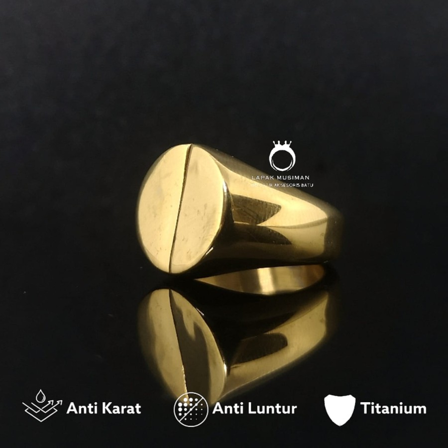 Cincin Pria Titanium Anti Karat Karakter Gold Polos