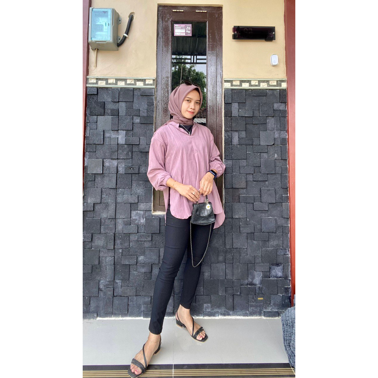 Atasan wanita - Livia Blouse - Blouse Wanita Polos - Blouse Lady Crush - Jennamira_mode