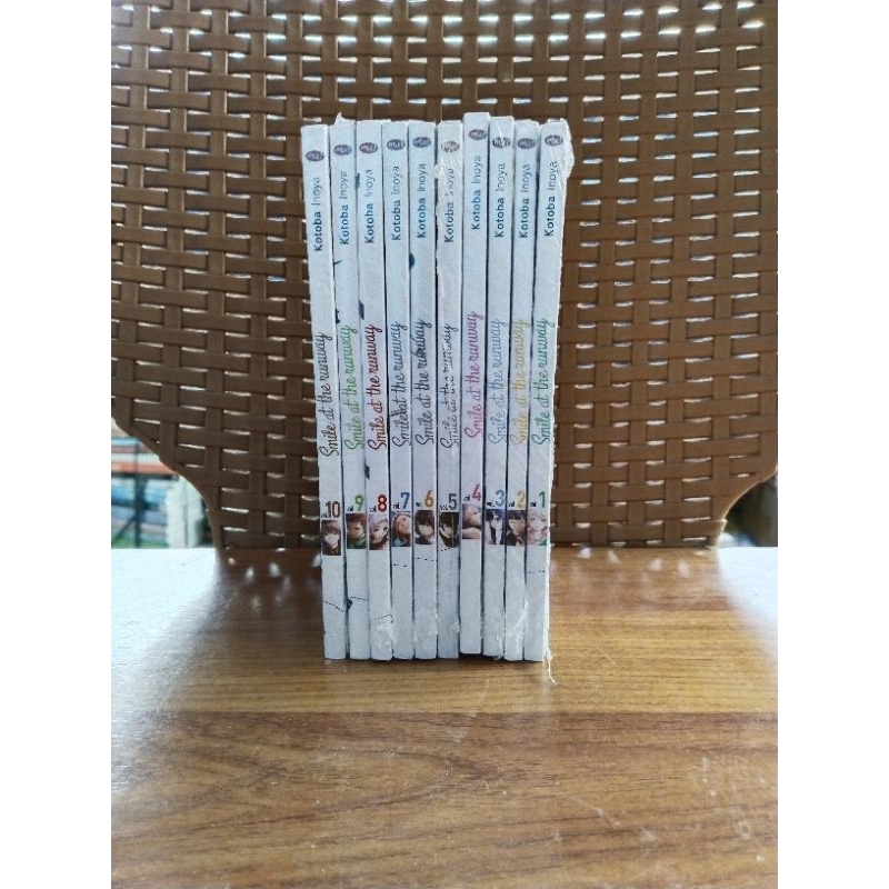 smile at the runway 1-10