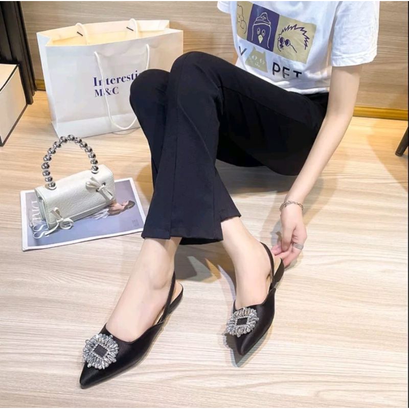 SEPATU SANDAL TEPLEK WANITA VICTORIA TALI BELAKANG 2 WARNA