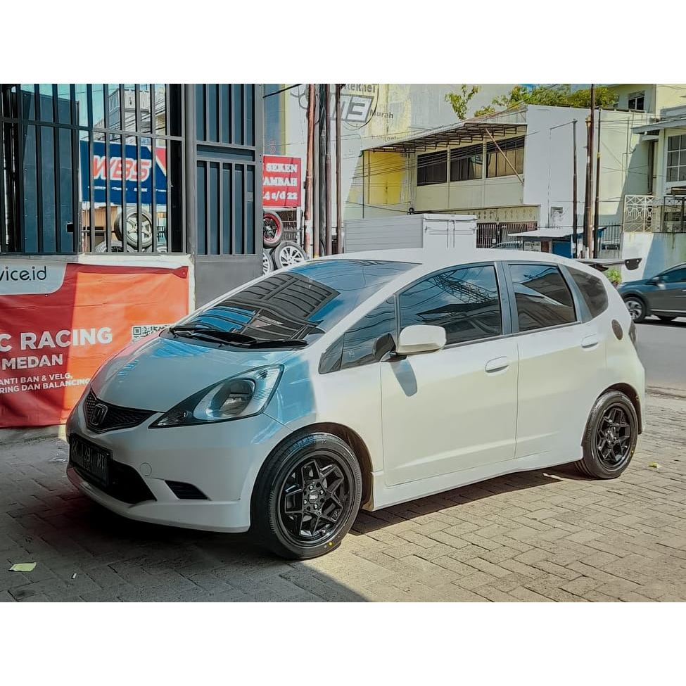 VELG MOBIL HONDA JAZZ RING 16 HSR WASILE PELEK RACING R16 LEBAR 7 BLACK GLOSSY