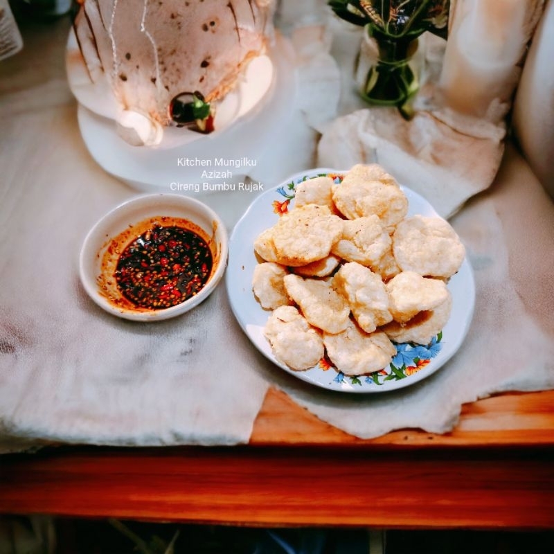 

CIRENG BUMBU RUJAK GEMOY DIJAMIN ENAK GURIH KENYAL DAN EMPUK