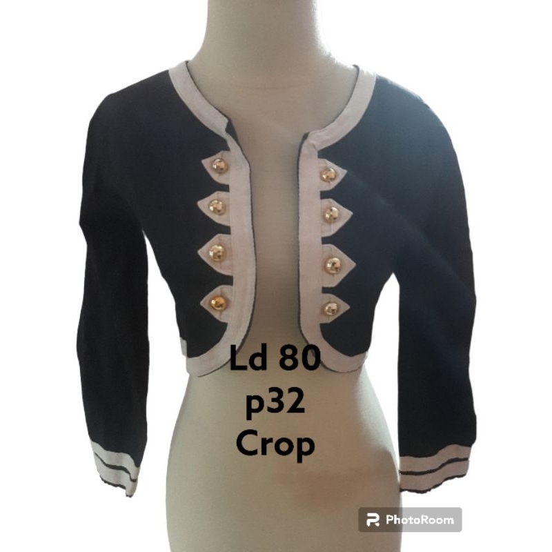 blazer crop hitam