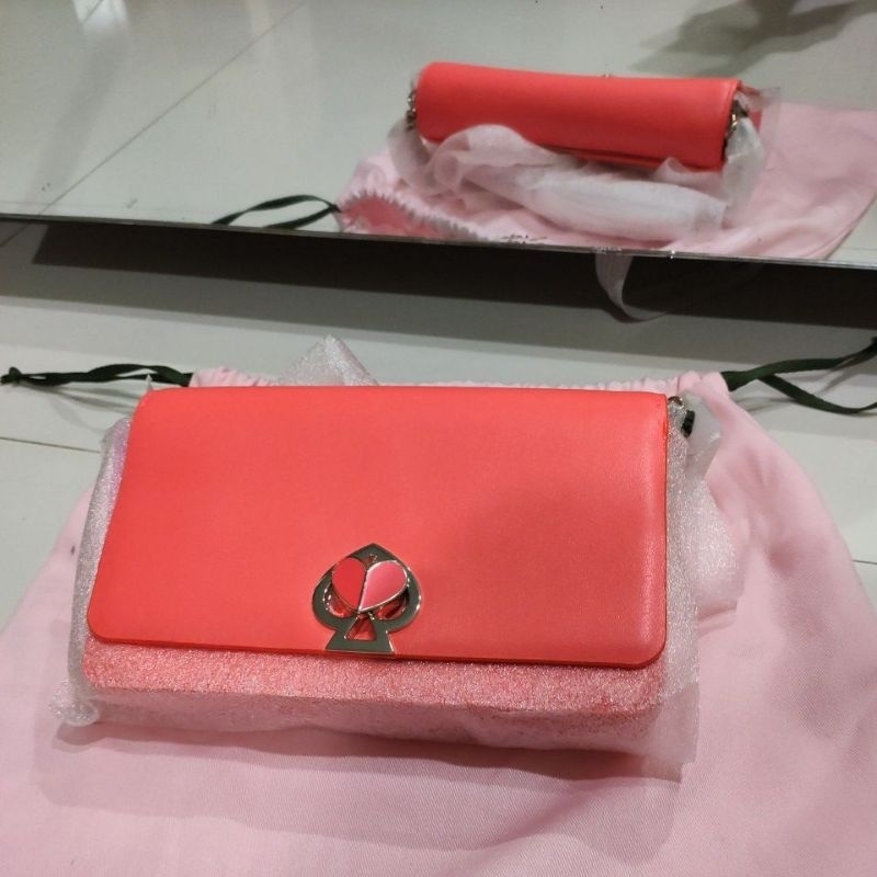 Kate Spade Nicola Twistlock preloved