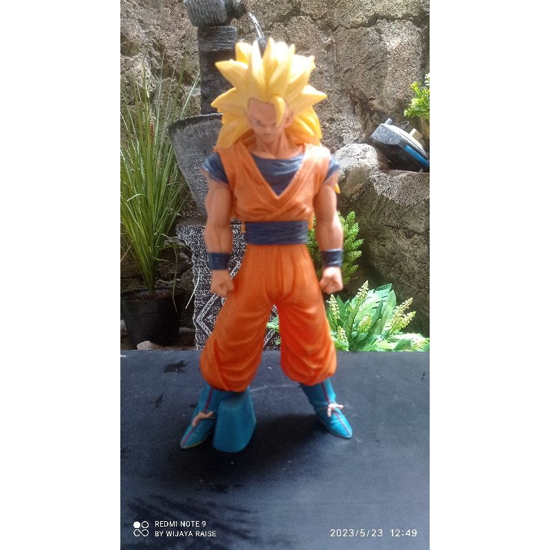 goku ss3 ( very rare )