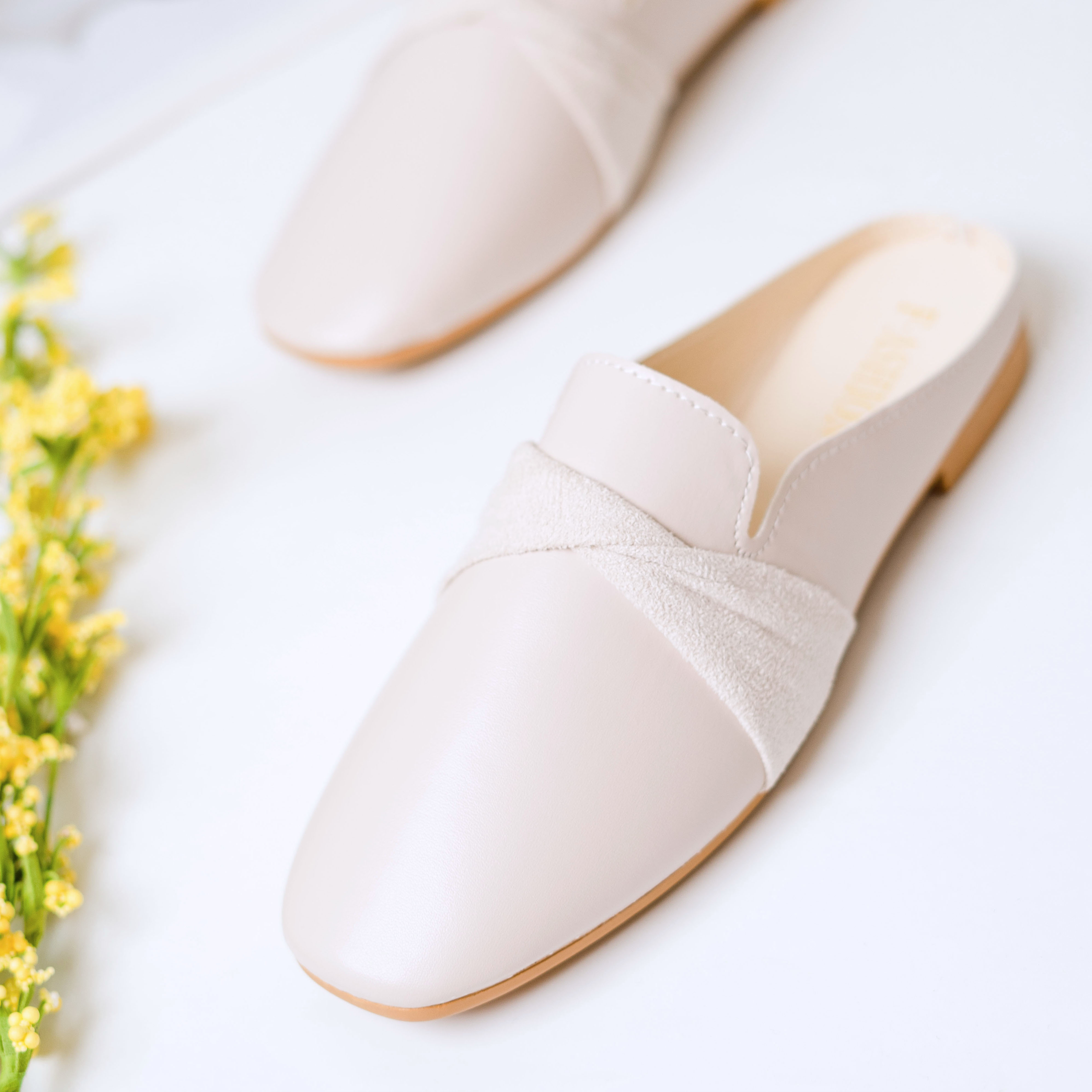 FD Sandal Slip On Import Mules Wanita Simpel Sendal Cewek Kekinian DI-109