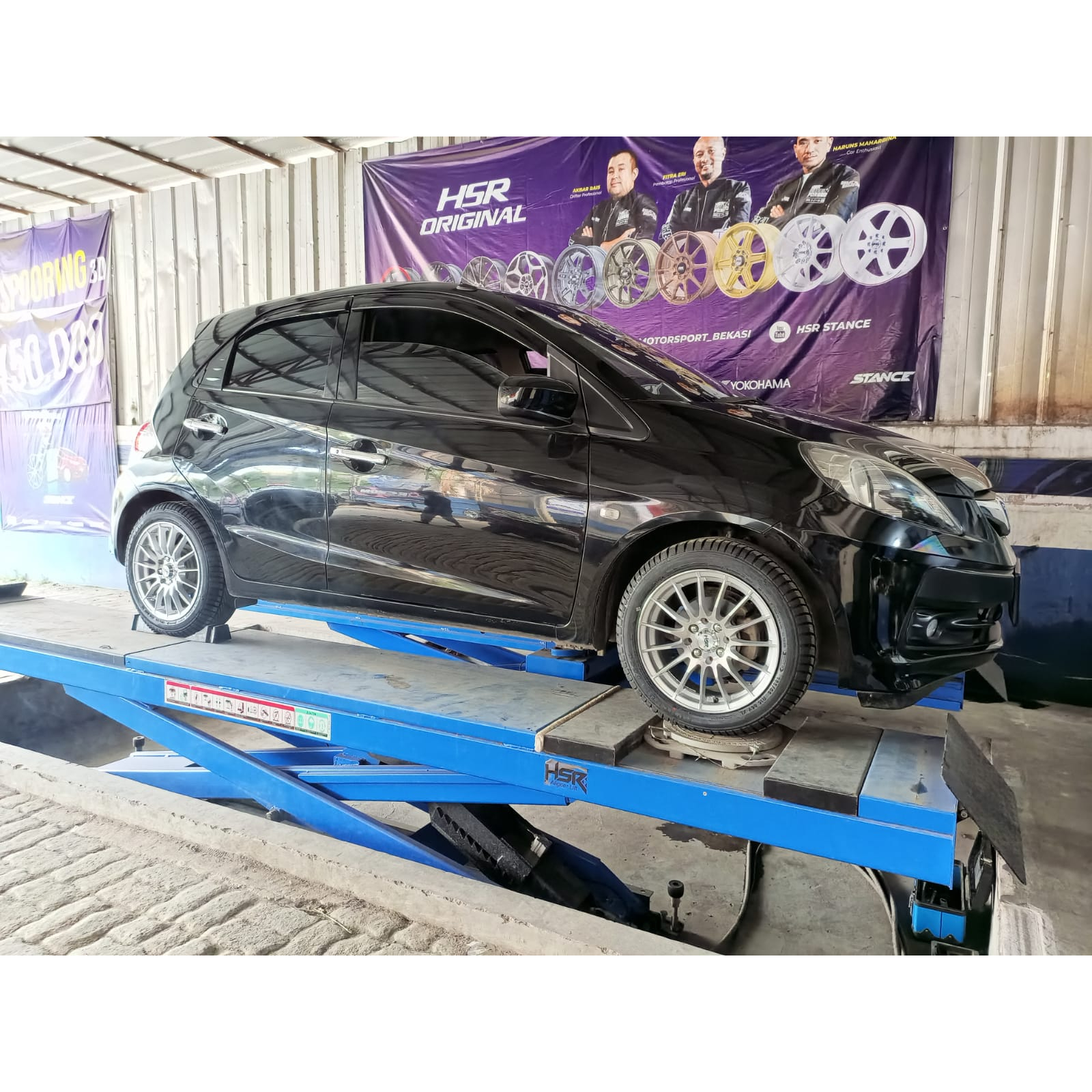 Paketan Velg Ban Brio R15 Hsr Maudus Ban 185/55 R15 Accelera Phi-r
