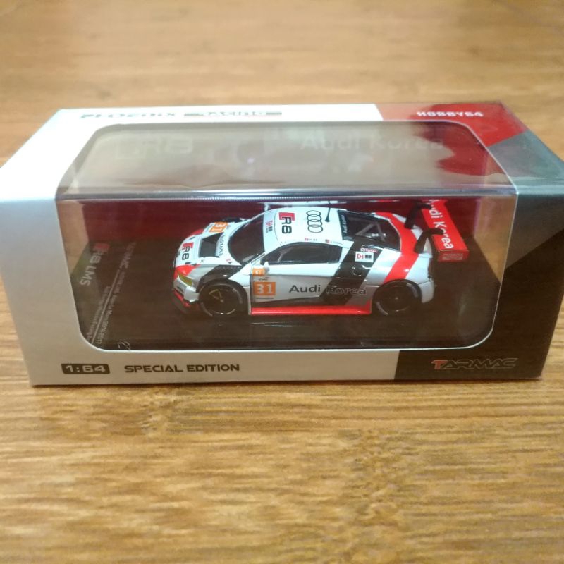 Diecast Tarmac 1/64 Audi R8 LMS Asian Lemans Racing 2017 Team Audi Korea