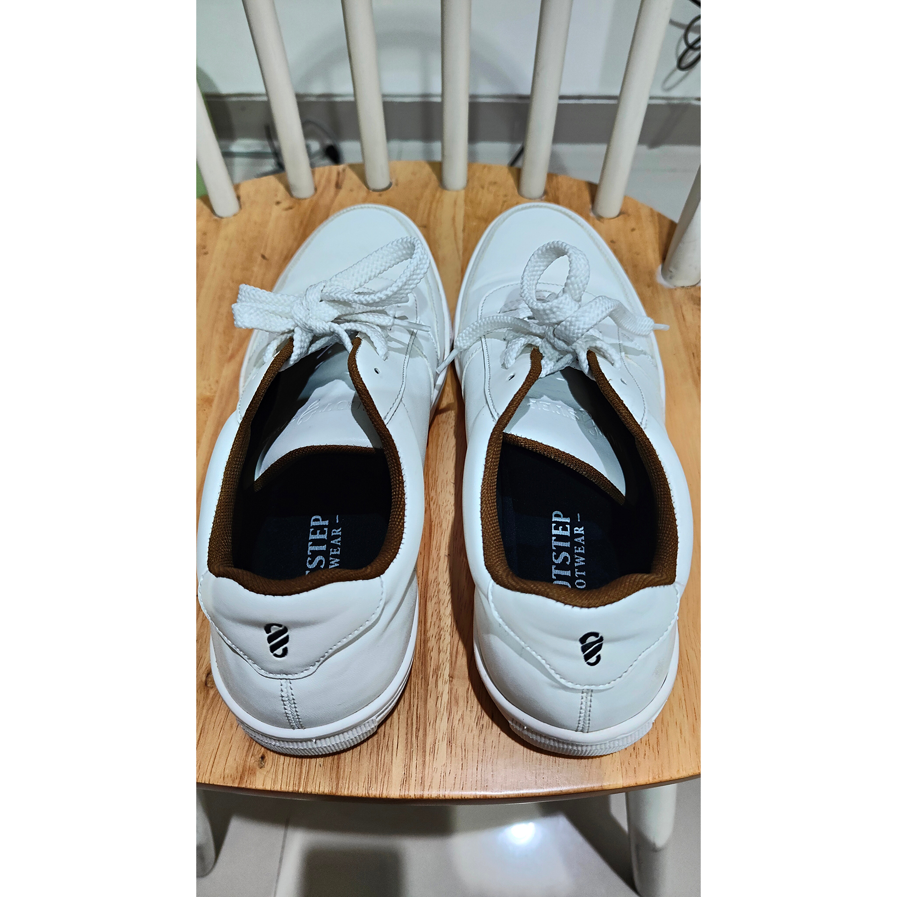 Sneakers Putih Footsteps Fonte Leather Authentic Sepatu Pria