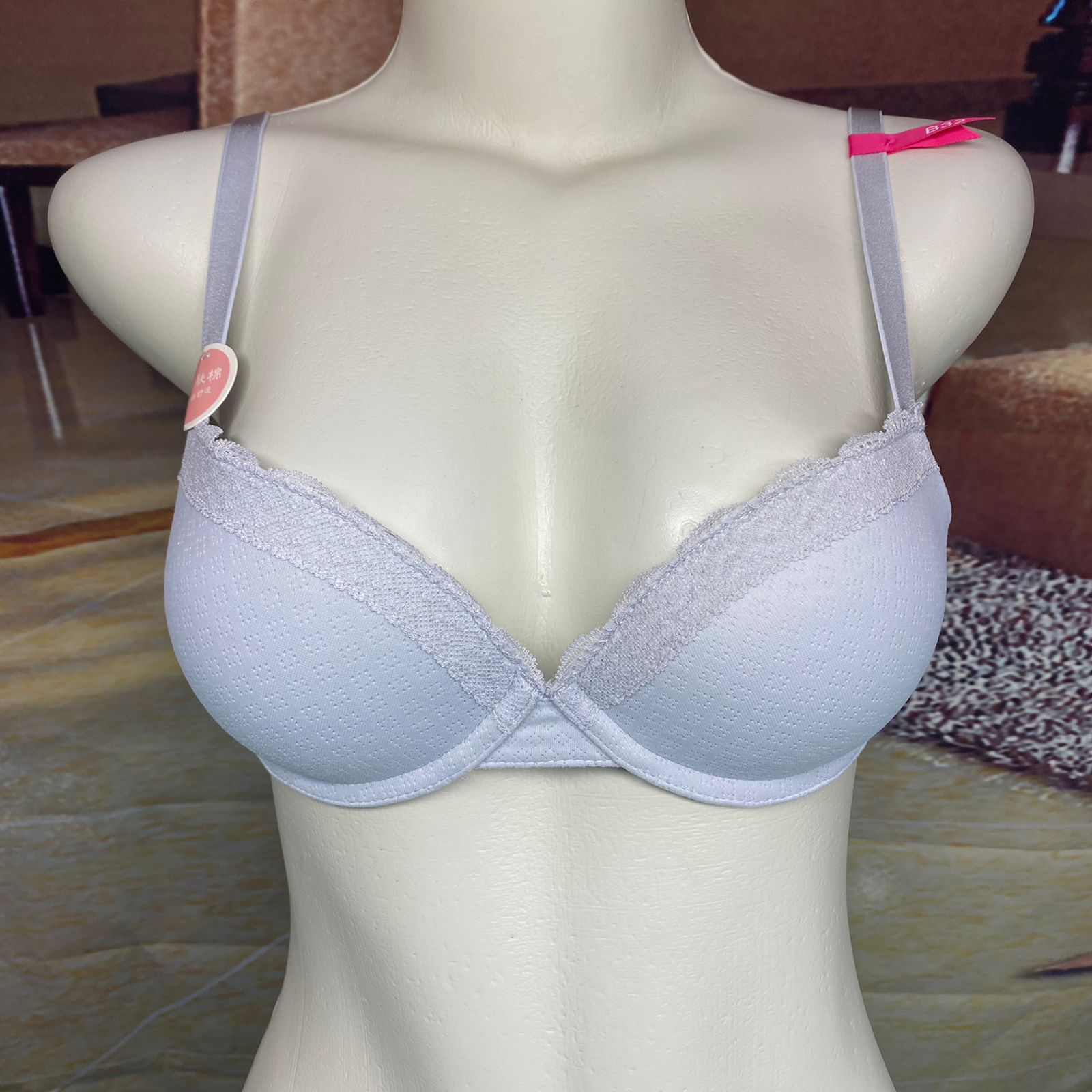 BRA / BH WANITA 1613 BUSA SEDANG ADA KAWAT SIZE 34-38