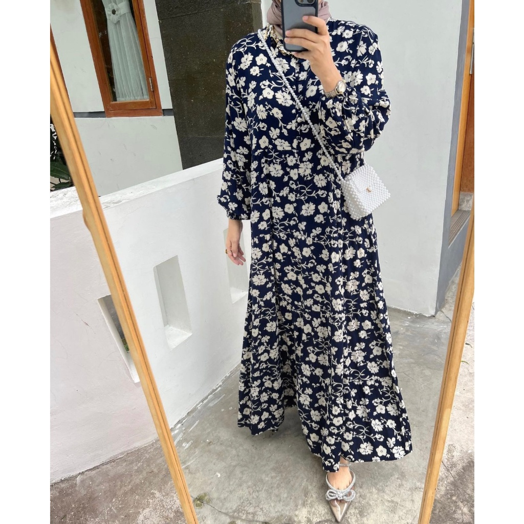 AFI - EC - Belami Floral Maxi Dress