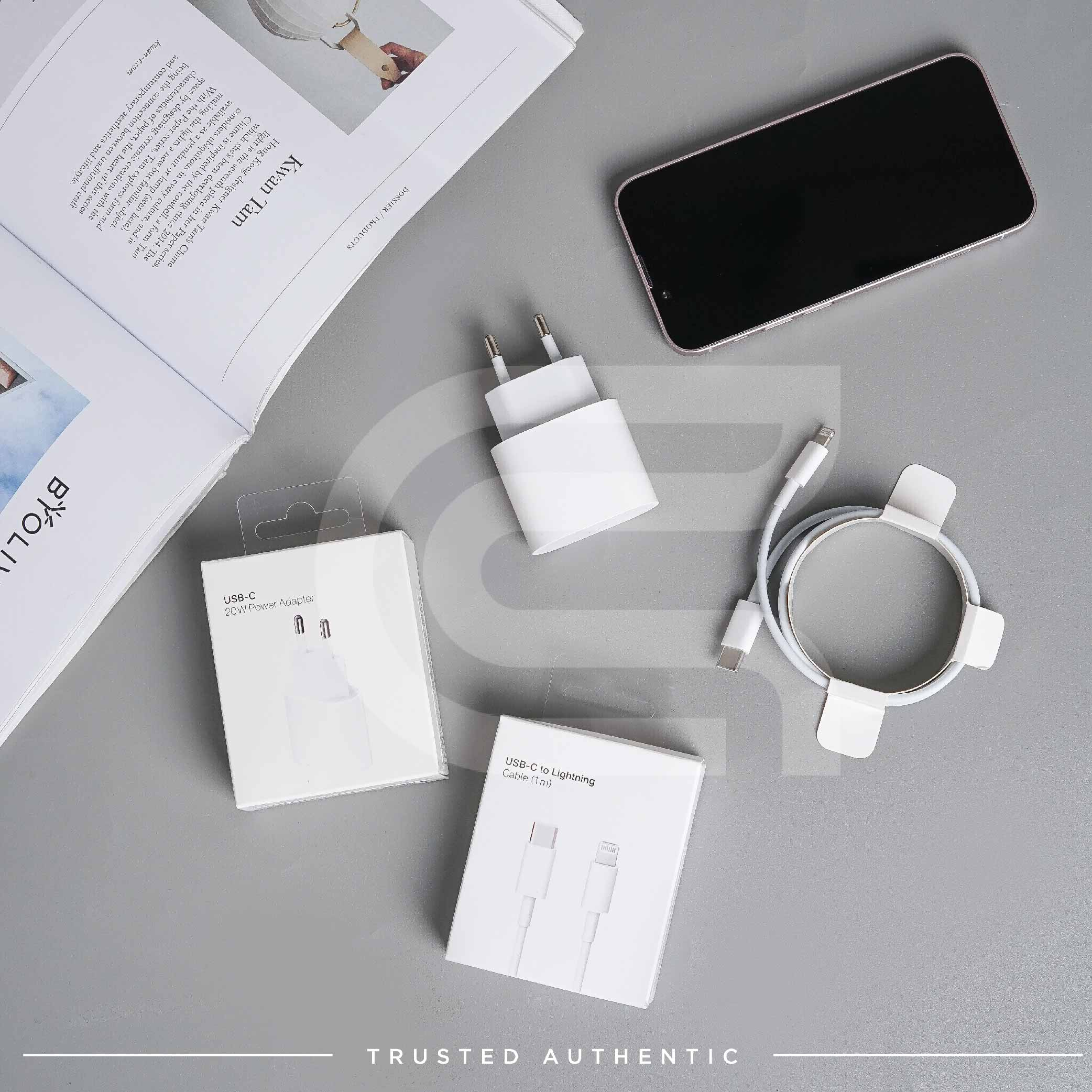 Charger Fast Charging - USB C To Lightning 1 Meter &amp; USB-C Power Adapter 20 Watt