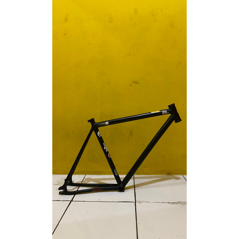 frame only soloist 71