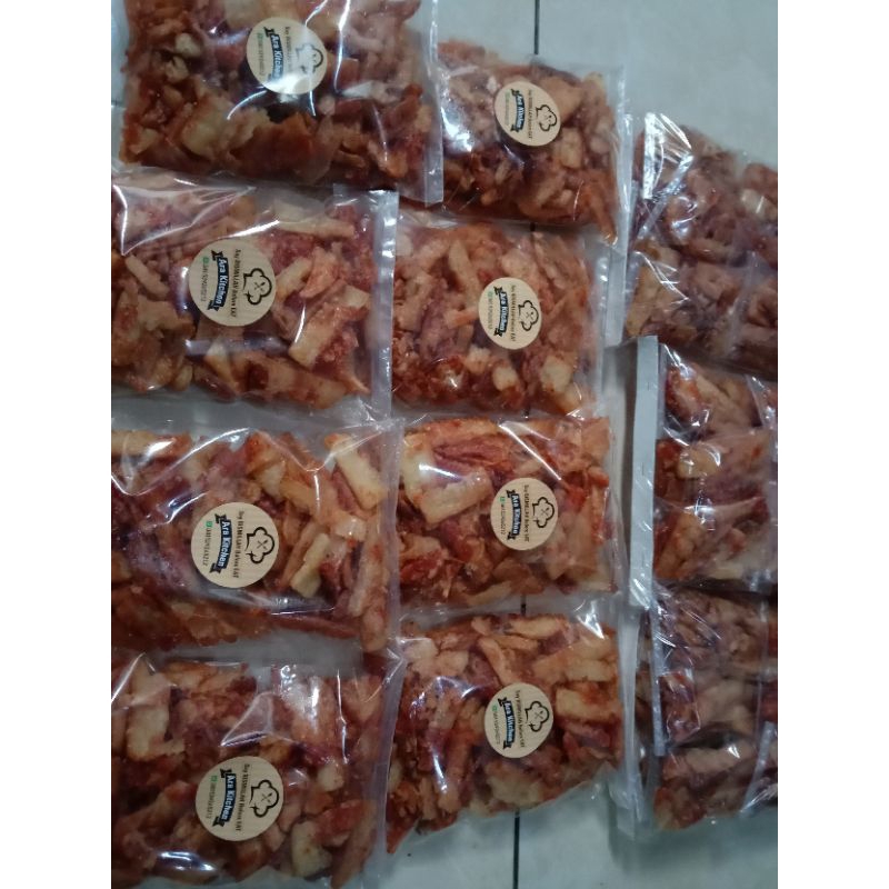 

Keripik Singkong renyah pedas manis Manggleng pedas manis Snack pedas manis kemasan terkecil