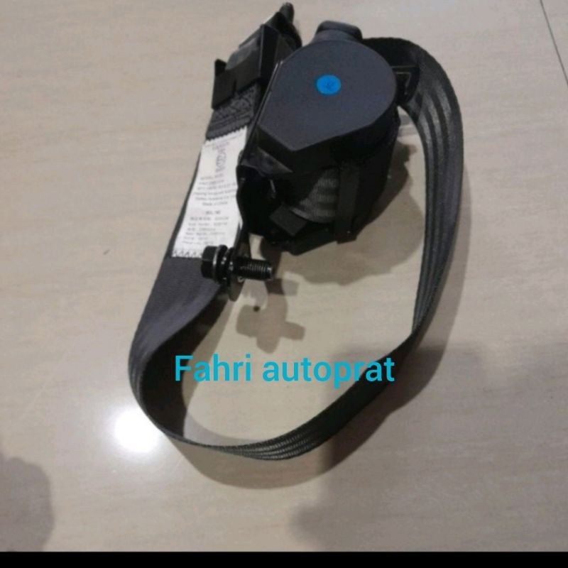 safety belt /sabuk pengamanUNIVERSAL SEMUA MOBIL TOYOTA DAIHATSU BISA APV LUXIO GRAND MAX UNIVERSAL 