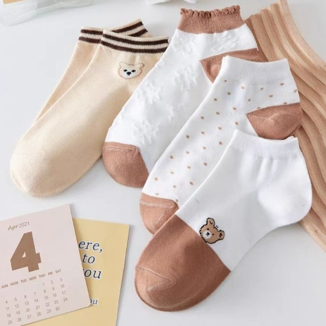 T&amp;Y Kaos Kaki Pendek Wanita Motif Bear 6773 Motif Beruang Cokelat Kaus Kaki Semata Kaki Motif Cute Bear Ankle Socks Korean Style Model Simple Import